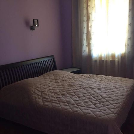Hotel George'S House Kobuleti Esterno foto